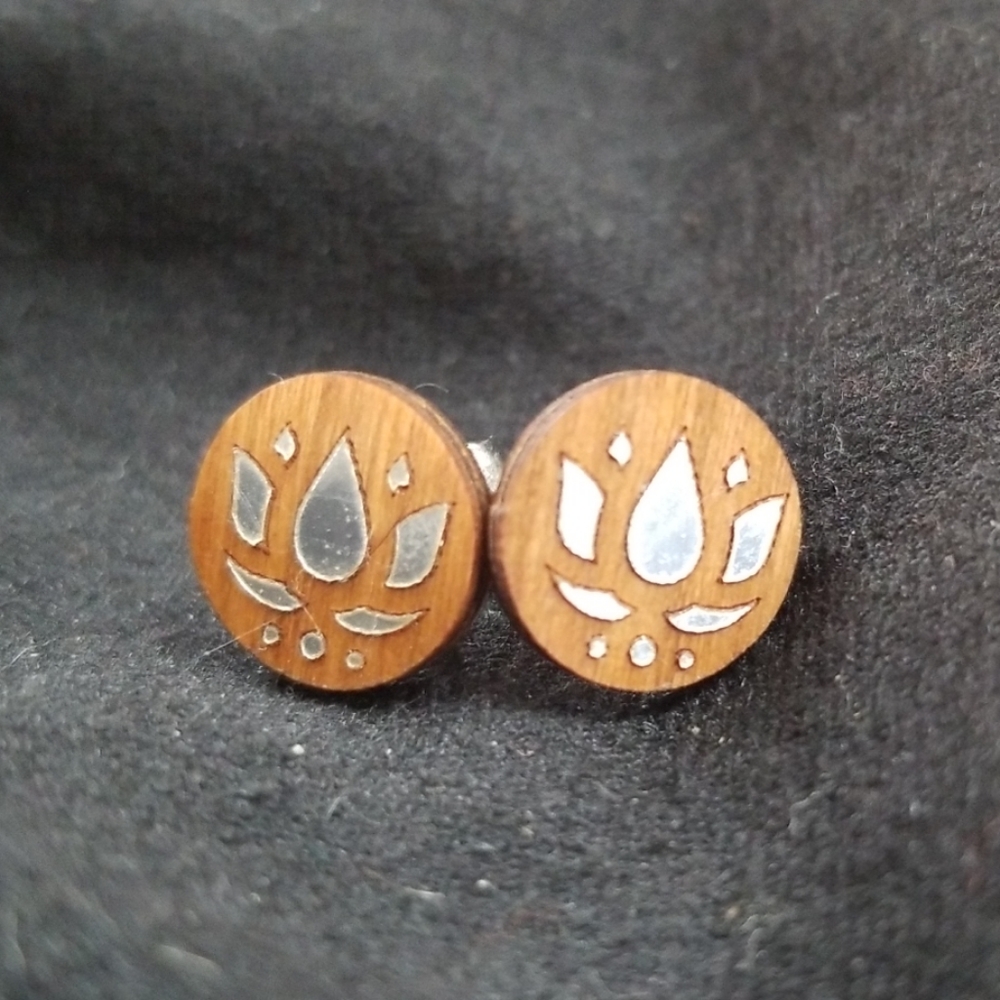 Lotus stud earrings